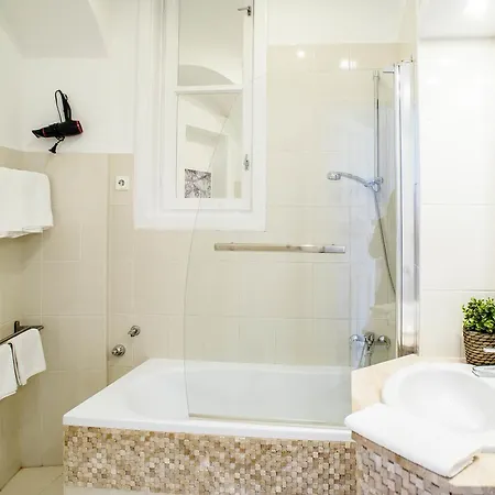 Nine Trees Budapeszt